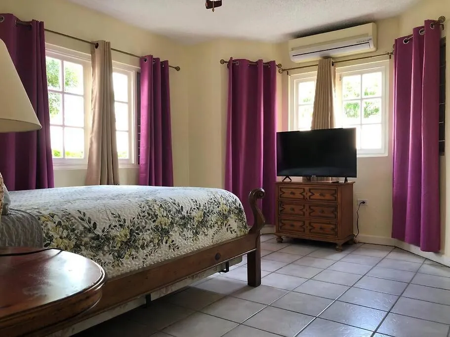 شقة Oceanfront Two Bedroom Suite - Amazing Ocean Views مونتيغو باي
